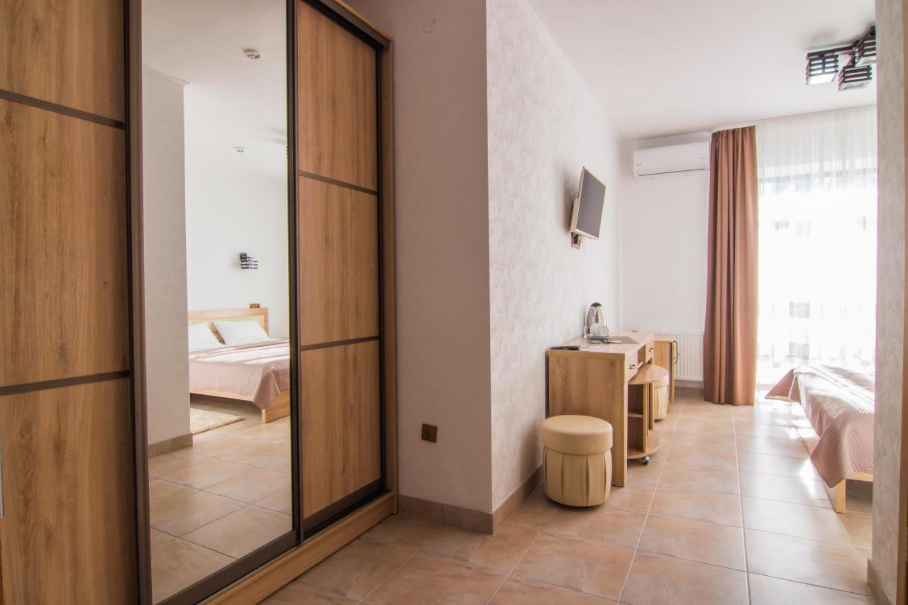 Мисливець В Комплексі "Сокіл" Otel Susk Dış mekan fotoğraf
